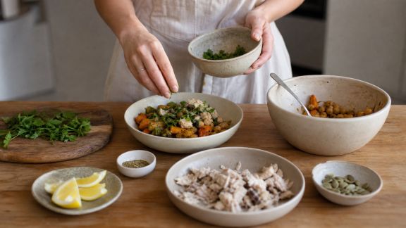 Gérer les restes en batch cooking : transformer et réinventer ses plats