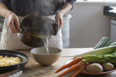 Comment utiliser l’eau de cuisson pour rehausser vos plats