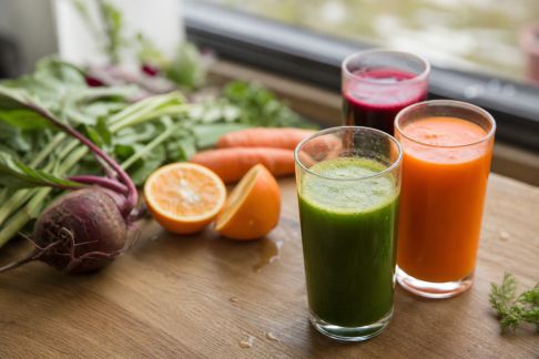 Jus détox maison : recettes rapides et équilibre au quotidien