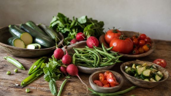 Cuisiner les légumes de juin : idées simples et savoureuses