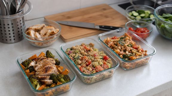 Batch cooking facile : trois menus rapides à préparer le dimanche soir